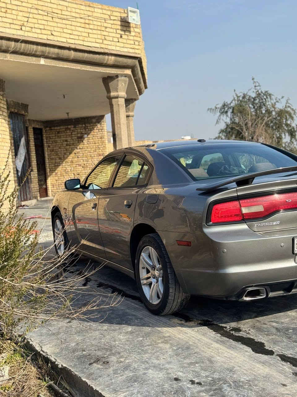 السلام عليكم
جارجر 2011
بيها باب خلفي مسروق بدون حادث فقط والباقي كفالة عامة
مكينة 6 سلندر 3600
شاشة جبيرة
كشن كهرباء
مري جانبية هيتر
حساس خلفي وكامرة
تشغيل عن بعد
السيارة جديدة جدا حتى كتلوكات الشركة موجودة
حجر بيئة بلادي مابيها ولا كلوب معتلك بالدشبول
مكينة وكير واكسل وحدادية وتدفئة وتبريد بالضمان شرط
رقم سليمانية الجديد
تحويل فقط ماسوي وكالة
ومكاني بابل قظاء المحاويل
السعر 143
اخوان كل تفاصيل السيارة منزلها وال متعجبة السيارة او السعر يعبرها بكلمة طيبة
***********
***********
