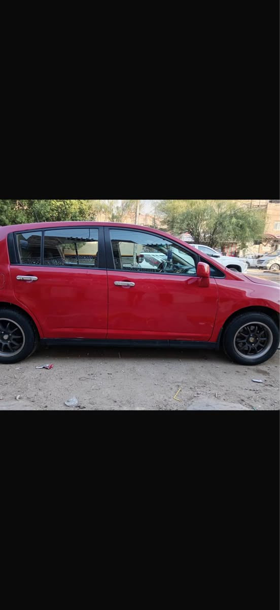 نيسان فيرسا 2009 محرك 1800 وكير at ماشية 157بجم كبس رقمها بغداد الجديد مصبوغة حزام وضربتها جنطه (كير محرك حداديه تبريد مكفولات )بيها شاشه كار بلي ولايت زنون وبلوجكترات ومدوشمه جلد ارضيه
مكانها بغداد 
السعر قفل 60 بغداد, العراق


**إذا كنت صاحب هذا الإعلان وتريد حذفه لأي سبب، رجاءا أرسل رسالة إلى الدعم الفني**
