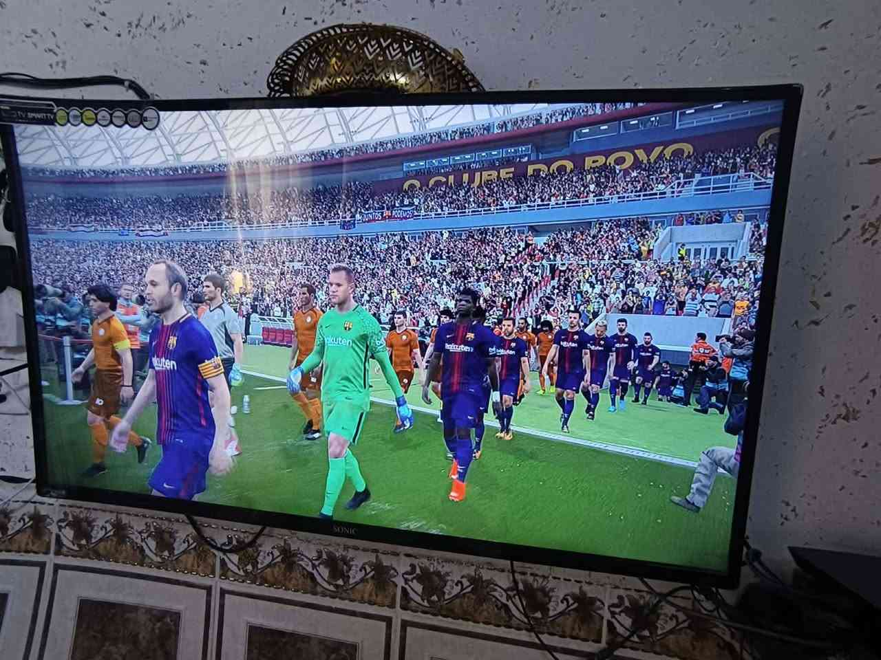 بلاي ستيشن 4 مهكر نظيف يدات اثنين وياه ذاكره 500 المكان موصل حي الانتصار سعر 200 وبي ***********
