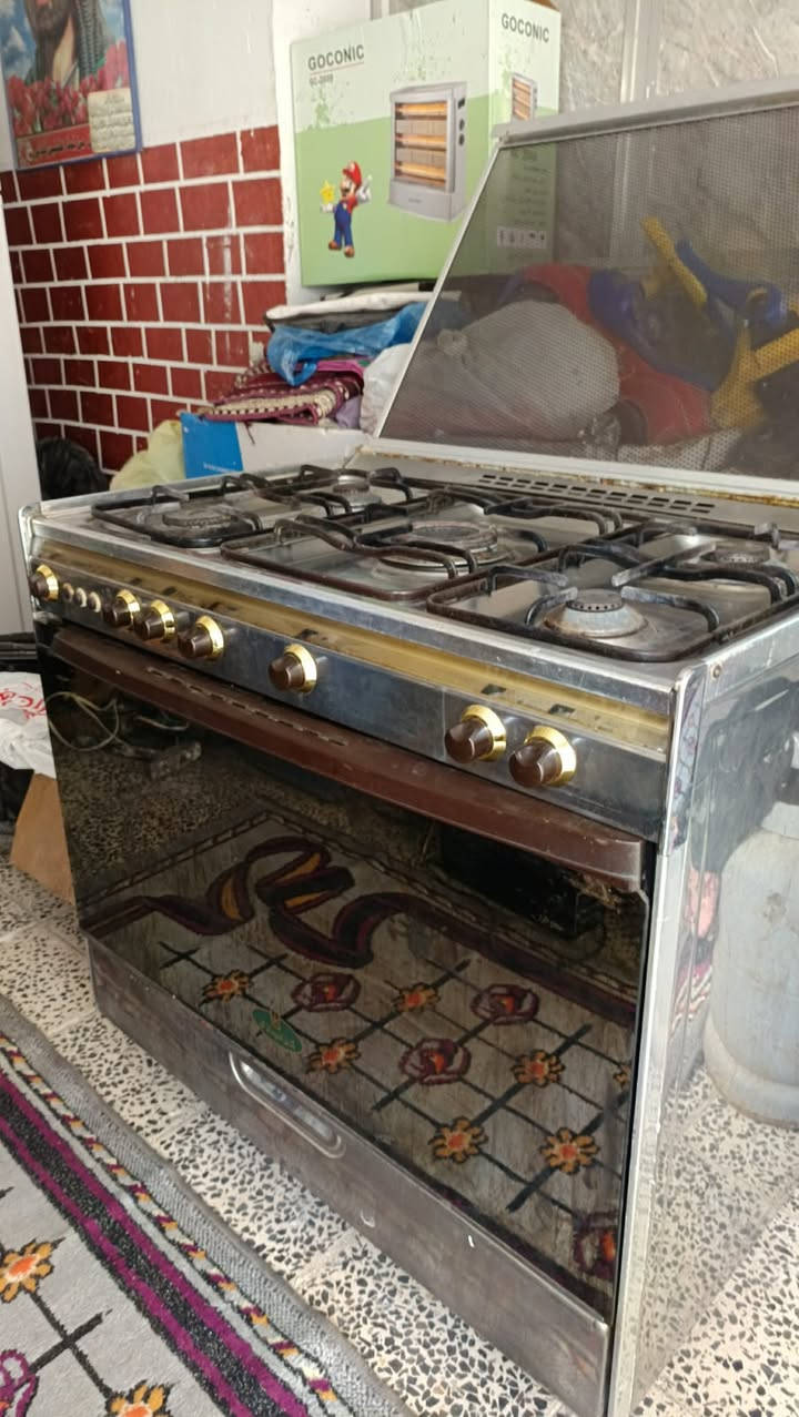 ديوان 7 مقعد 150مجمده 150 ثلاجه الجي 16 كيلو 180 طباخ كريازي 200 طباخ 4 عيون 80 غساله صحون 200 ميز طعام 140 ثلاجه 12قدم 130 دوشك 75 ميز رصاصي 100 غساله سامسونك 12كيلو 140 الاسعار وي توصيل مكان بغداد *********** واتساب
