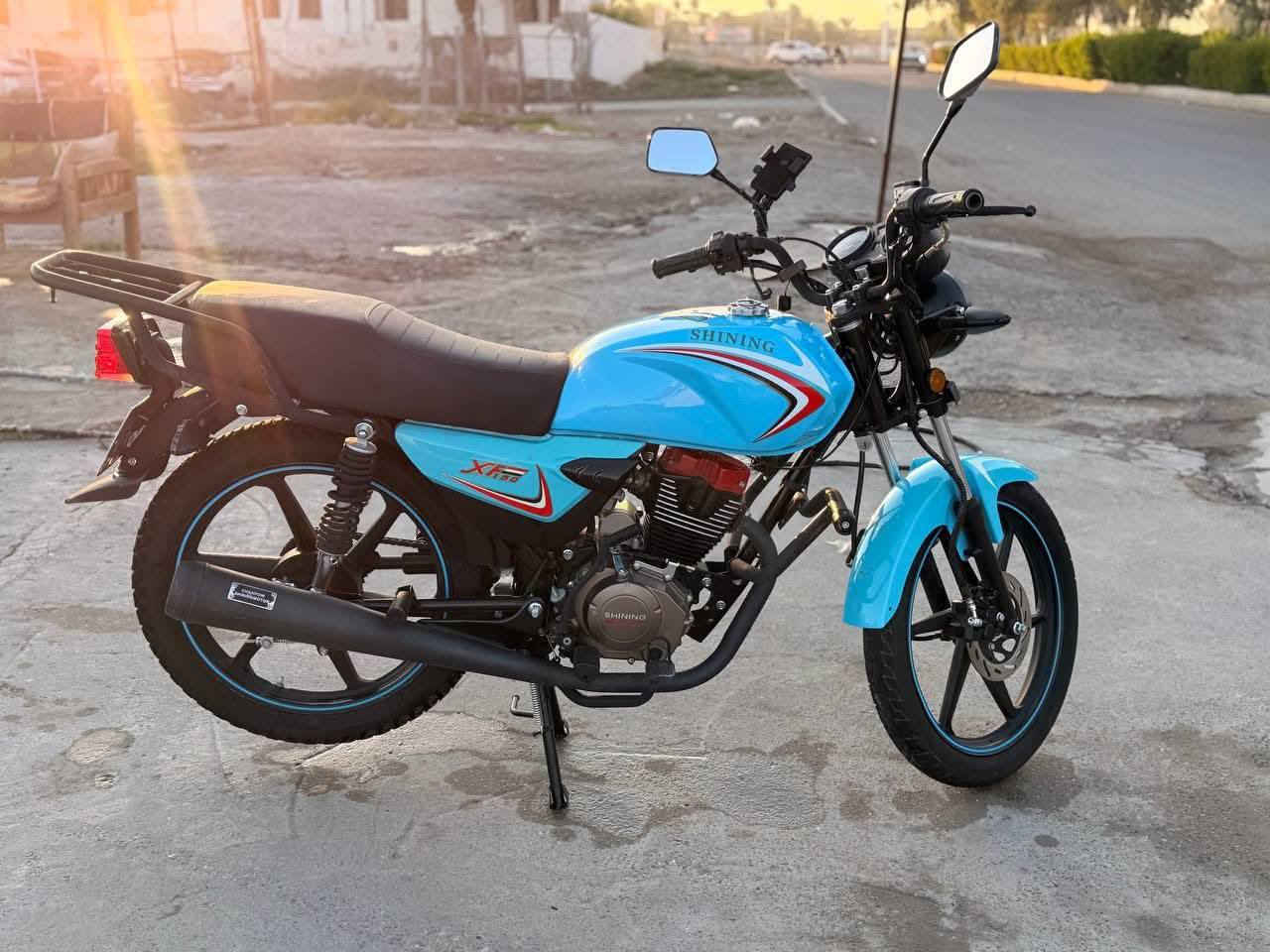 شاينك لللبيع موديل 2025
ماشيه 400 بعده مواصله حته 1000 زيرو
الون ازرق 
الدراجه اوراق 
مكفوبه محرك بلادي نكره سلف 
العنوان بغداد الطارمية 
السعر 1200مليون 200 وبيه مجال بسيط 
الدراجه شركه 
للأستفسار ***********
***********
