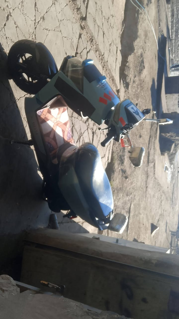 سلام عليكم دراجه شحن 
للبيع سكني الماسه فول مواصفات
نضام بلوتوث اربع سرعة 
بطاريات فول عل فحص 
نضام R إلى الخلف السعر 475
وبي مجال مكان الفلوجه
رقم الهاتف ***********
