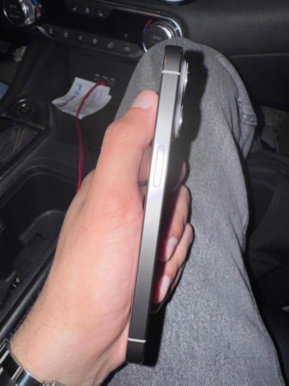 ايفون 15 pro
بطارية 88% ٧٥٠ وبي مجال


**إذا كنت صاحب هذا الإعلان وتريد حذفه لأي سبب، رجاءا أرسل رسالة إلى الدعم الفني**