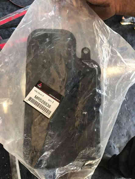 من مجمع حبتور لصيانة الباجيرو سياره الاستاذ كمال 
تبديل دهن كير وكاله مع فلتر وكاله مع سحب التورباين  تبديل دهن مكينه وكاله  
 البياع تقاطع درويش مدخل حي التراث مقابل مطعم ضلوع 
ابوعلي الدراجي
 ***********
***********
***********
