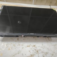 بلازمه للبيع حجم 43جديده مستخدمه شهر بس السعر 200وبيها مجال 0774243133...