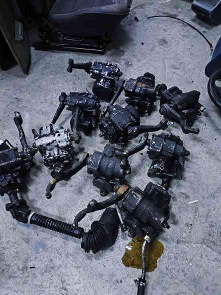 السلام عليكم متوفر مشط ستيرن غواص  مع جعموقه دب جامبو شبح 190 طيارين عنوان كركوك توصيل  متوفر كافه المحافظات تحياتي***********
