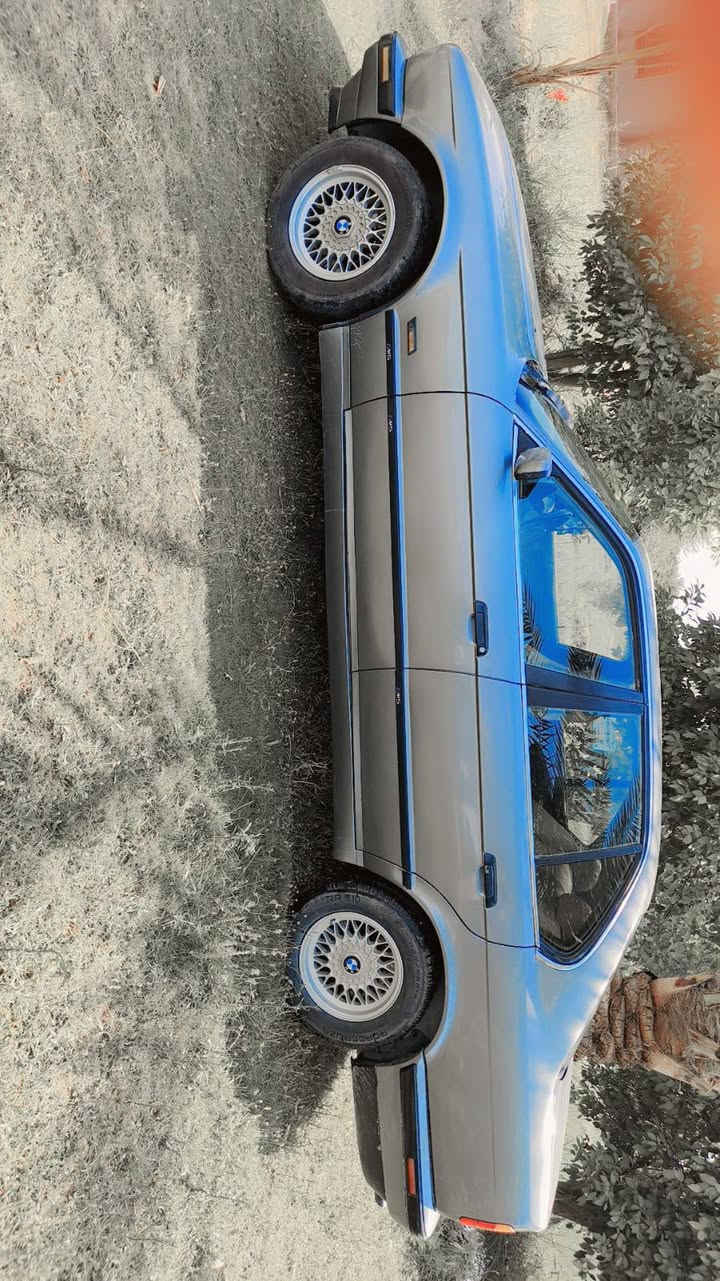 السلام عليكم.
BMW- موديل ٩١ صبغ جماليه فقط اي ضرر مابيه گير محرك تبريد جاهز من كل شي .
السعر 55-       المكان الاسحاقي
وباقي التفاصيل اتصل وتدلل
***********-
***********-
