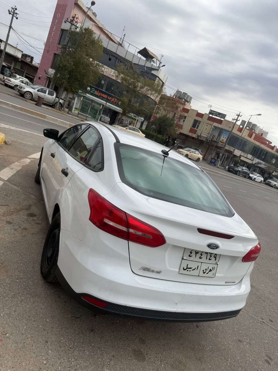 Ford 2016 
مكينه ٤ بستون بي توربو
٣ بارجةي بيشي بوياغه شانصي نةگرتوه
٧٠ مجال
واتس اب *********** أربيل, العراق
