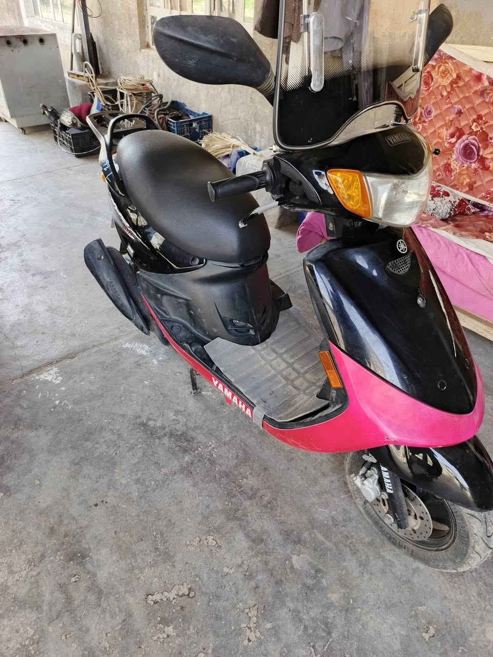 السلام عليكم اخوان دراجة ماكس قجمه سرعته 120بعدهه جديدة اخت الزيرو مكفوله من كل شي رايدهه بمليون ومية وبيهه مجال بسيط وهاذ رقمي للتواصل *********** مكاني الشيخ حمد
