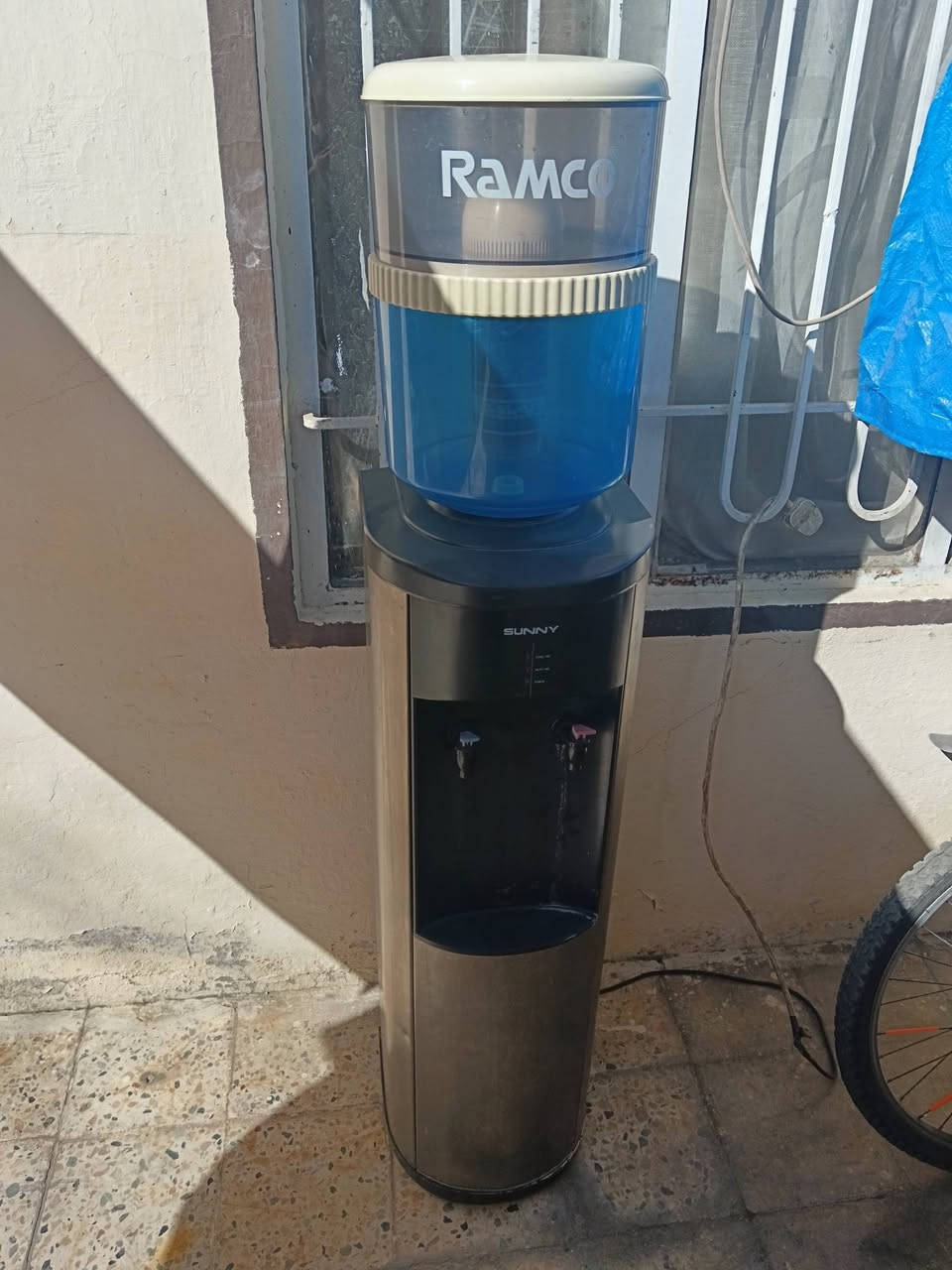 للبيع براده مال ماي شغاله مابيها اي شي سعرها 60وبيها مجال


**إذا كنت صاحب هذا الإعلان وتريد حذفه لأي سبب، رجاءا أرسل رسالة إلى الدعم الفني**