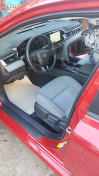 TOYOTA CAMRY 2025 LE ماشيه 9000 ميل  رادار امامي  حساسات  تحديد مسار ت...
