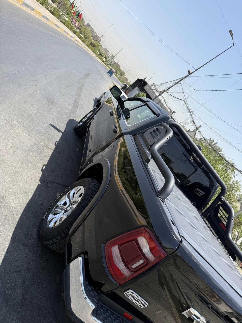 بغداد
رام لمتد لونك هورن 2023 هارلم
RAM LONGHORN LIMITED 2023    HARLEM

فول فول مواصفات 

بانوراما كاملة  •

كراسي امامي خلفي تدفئة وتبريد •

شاشة كبيرة تيسلا • 

رادار امامي خلفي جانبي •

نقط عمياء • 

كامرات 360 • 

كاميرا بالمراية الوسطية •

دوس كهربائية جهتين •

لدات امامي خلفي وعدستين • 

شاشة دجتل • 

خزن ميموري •

تاير جبلي بدون وحيف 

ويل حجم 22

محرك 5.7 هيمي

ماشيه 50 الف كيلو 

مكفوله 
*********** وتساب
مكانها بغداد
