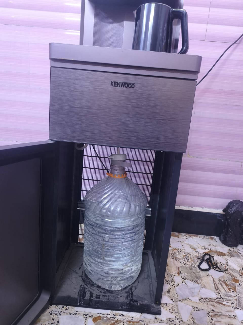 براد نوعيه Kenwood اصلي مامستعمل فقط يوم واحد سعر مالته 150الف الاستفسار على هذا رقم ***********
