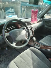 راس ثور تكم ل بيع سعر 68 وبيها مجال رقم صاحب سياره 07716992296