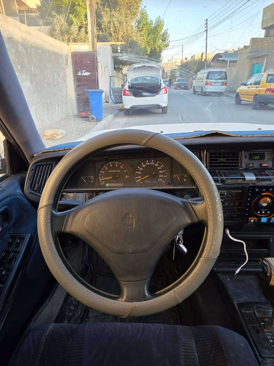 للبيع
هارتوب 
موديل 1989
يسرة بلاد 
محرك وكير 3000VVTI
تدفئه وتبريد 
صدر امام وخلفي 
تخم تاير +باتري جديد 
فتحه سقف
السعر 50
***********
***********
