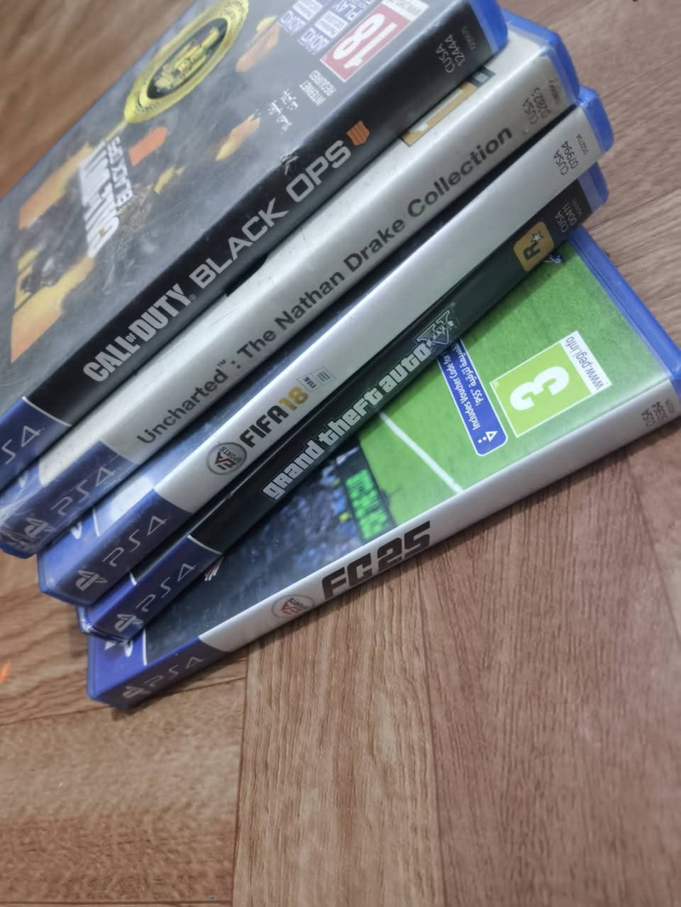 سلام عليكم تم بتكليف نشر جهاز بلي 4برو معه ملحقات كامله مثل كرتونه وكيبل لجهاز جوستكات 2 
سعه تخزين 1تير 
معه العاب 
1فيفا ٢٥
2كول اف ديوتي 
3انجارتد كلكشن 
4فيفا ١٨ 
5جي تي اي 
جهز نضيف كلش بيع او مراوس بلي5
رقم الهاتف ***********
بي واتساب 
لسعر خاص
