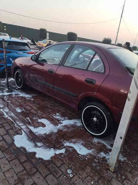 السلام عليكم نيسان سني موديل ٢٠٠١ ياباني اصلي
كير اوتوماتيك جديده السياره مال بيت تخم تايرات
حداديه امامي خلفي شادهن جدت مكينه مكفولات
تبريد ثلج كل كهربائيات شغالات ..تجي وشوف ابعينك

ملاحضه،🤔🤔🤔🤔
السياره طرف ثالث يعني صاحب السنويه بس وكاله 
ايسويلك وتدلل..السياره بيهه صبغ جاملغ وبنيد اثر جراد
والباقي مكفول السعر ٤٣ورقه وبيهه مجال بصيط
مكان السياره سامراء..صلاح الدين...
‏‪0773 861 4013‬‏
