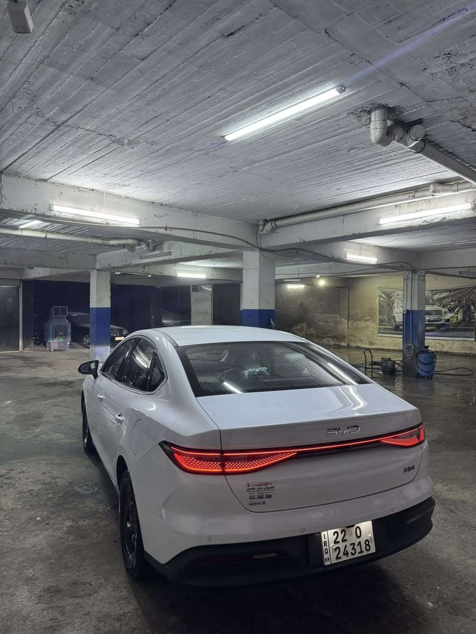سلاو هاوريان
BYD sel 05
بو فروشتنه ليدراو شوخ و بوياخ ى نيه بوياخ ته نكه  به س ره قه م كراوه   
له گه ل ريزم له به ر هه نيك منال نه زان سعرم نه نوسيه يان نامه بنيرن يان تيل كه ن 🫶🏻
*********** vibr whatsapp
