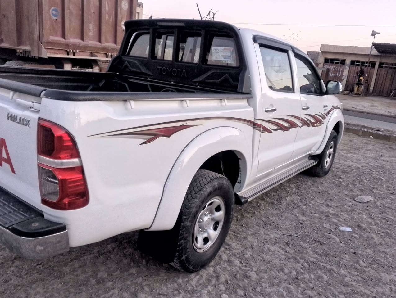 سلام عليكم بيكم فورويل البيع سياره مكفواله  مديل 2014   رقم ديالى رقم نكليزي سعر 225 العنوان بغداد رقم الاتصال ***********
