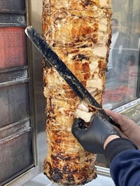 تعال جرب وشوف لحك  اطلب اربع لفات حجري والخامسه مجاناً مجاناً يلا اطلب...