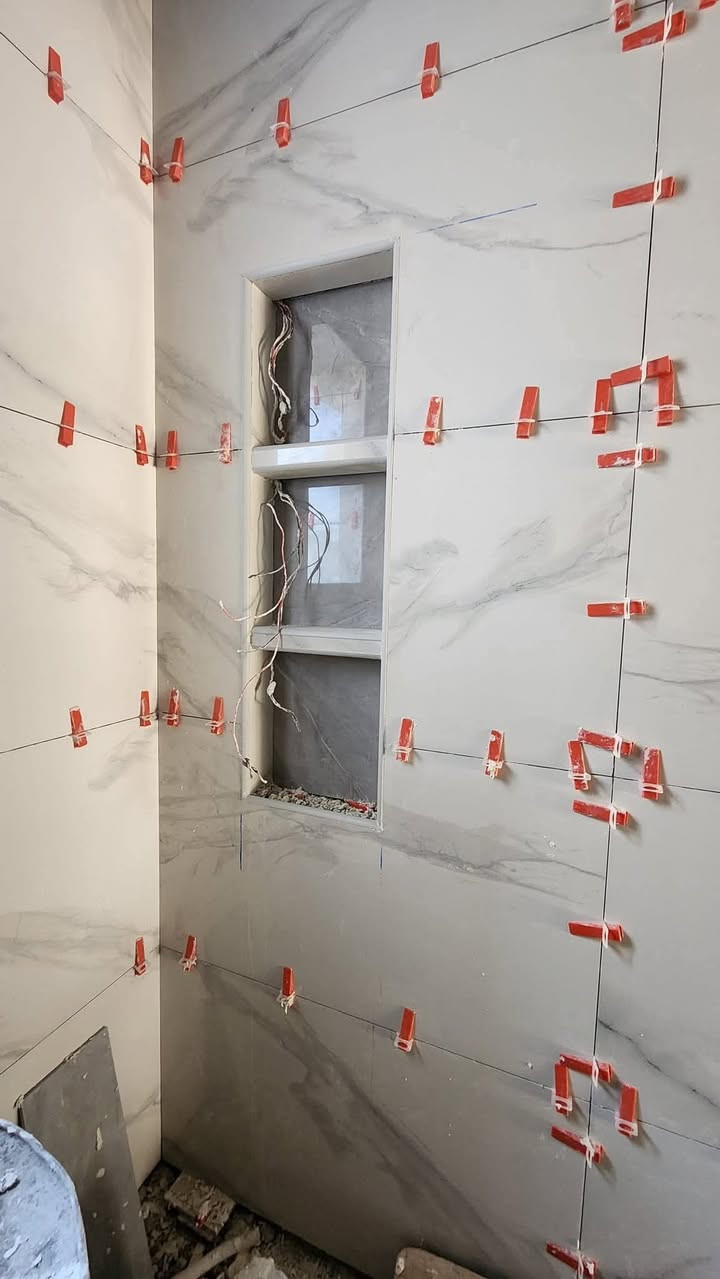 شغل سيراميك جدار وارضي لتواصل واتساب ***********
