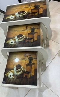 ميز تقديم • عدد ٣