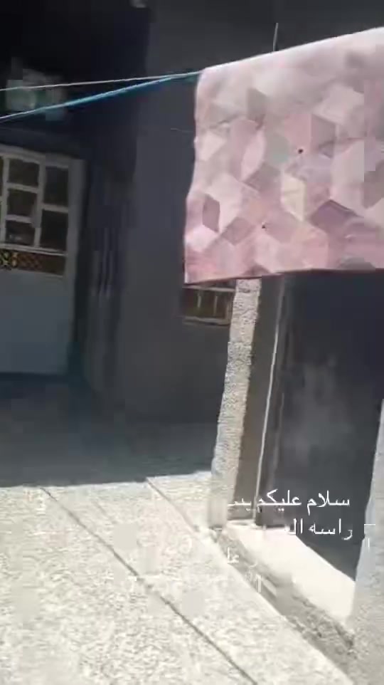 سلام عليكم بيت البيع قصاد او نقد المساحه 120 متر الموقع حي الراسه العبيدي شارع معمل السيلانكو طابق واحد التصال عله رقم واتساب ***********
