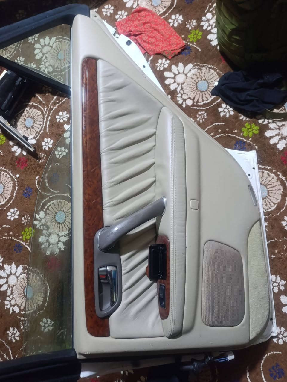 ماشااللە له مالی هه مو لایه ک
شتی تایبە تو نمونه ی ناوی مه لیکه به کامای
جلدزورتایبەت
4کوشن کارەبا 
ته برید مه رکه زی
سه لاجه 
بەردە
4دوگمە
سیبەی دەرگاکان
فرشی ناوستوق
ته نانه ت بوری سەلاجەکه شی له گه له
ته نها بوفروشتنه گورینه وەم نیەله گه ل ریزی برابجوکتان👍👍
ئەوەی لەریسە مانایه بەکامل کاملی بە10گەلا
دەرگاکان جلاتینی هه لی داوە

شوین دەربندیخان
ئەدمین❤️🌹


**إذا كنت صاحب هذا الإعلان وتريد حذفه لأي سبب، رجاءا أرسل رسالة إلى الدعم الفني**