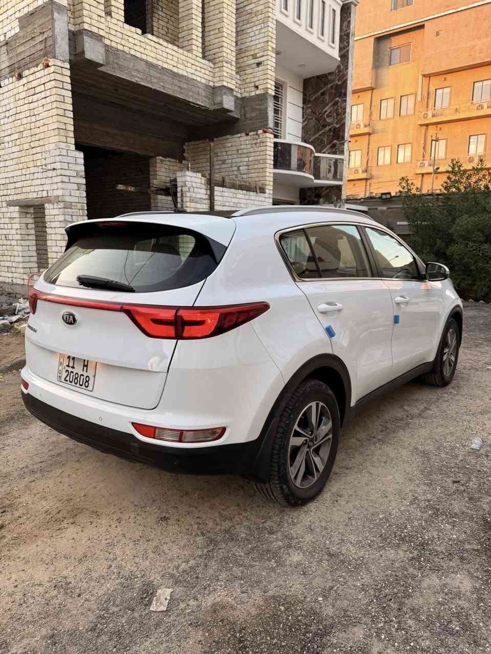 سبورتج 2018 خليجي
بانورامـا فتحة سقف 
محرك 2000 دوش 
اشاير بلمري + شفط
ويل كب كروم
حساسات وكامرة 
وضعيات قيادة 
رقم بغداد الجديد تحويل مباشر 
ماشية 110كم حقيقي
السيارة جاهزة نضيفة وبدون نقص 
مكفولة من الصبغ والتبديل بيها بارد فقط 
المكان بغداد الدورة 
السعر 182$ وبيها مجال 
شراي اتصل وتدلل (***********‬)
