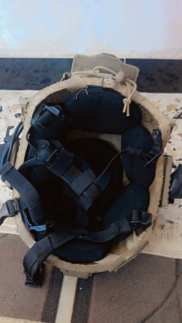 السلام عليكم خوذه اصليه الألياف وبصطال عادي جديد البيع اثنينهن 90الف شراي يتصل او يدخل وتساب  ***********
