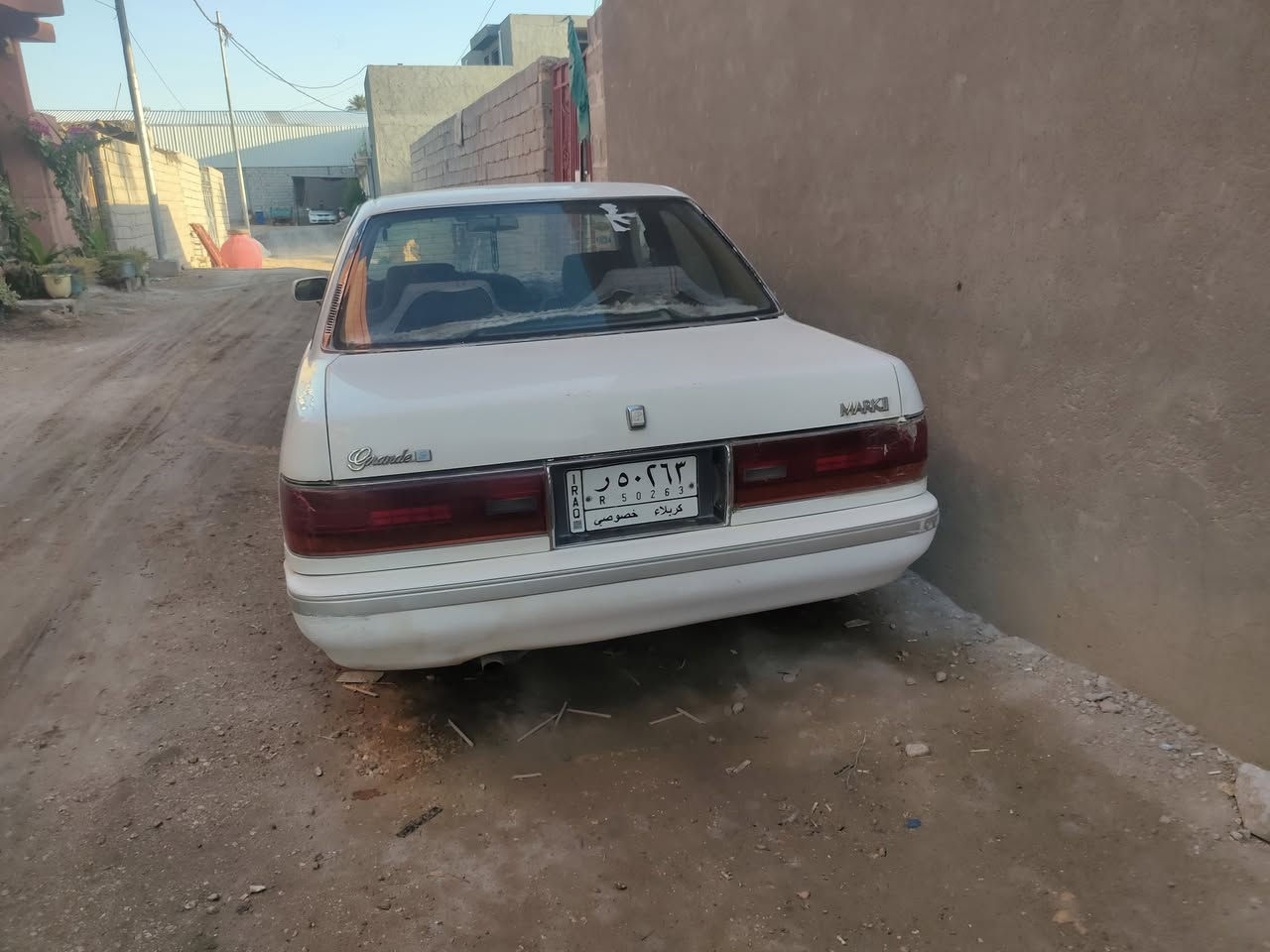 السلام عليكم السياره للبيع ٦٠مجال قليل ***********
