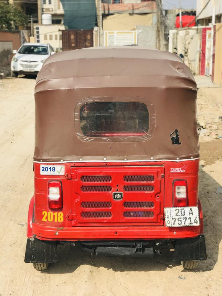 18للبيع لوحات انگليزي تكتك حلوه تخبل بس بيهه ونه ب الاكسل سعر اتصال ع رقم ***********
