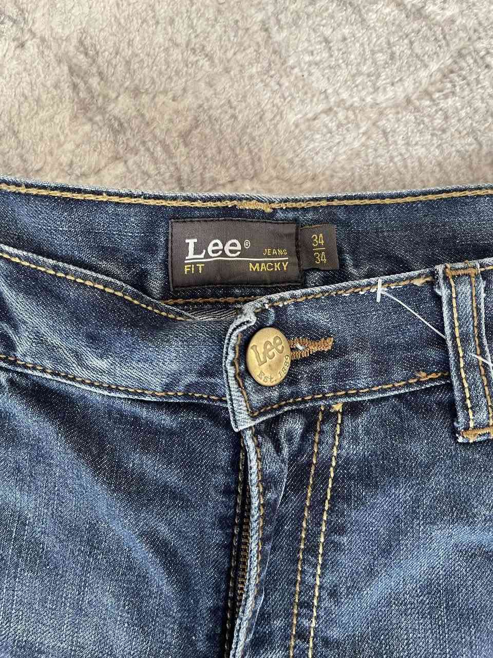 🔥سيت روعة اصلي    💯
 🔹سعر: ٥٨ توصيل مجاني

كابوي : LEE 
تيشيرت: H&M 

🔹قياس: 34 كصه عدله
تيشيرت حجري قالب ريكرلار S  
🔹جديد ما ملبوس  
 🔹لون:كما موضح بالصورة 

🔹توصيل موجود لكافة المحافظات


**إذا كنت صاحب هذا الإعلان وتريد حذفه لأي سبب، رجاءا أرسل رسالة إلى الدعم الفني**