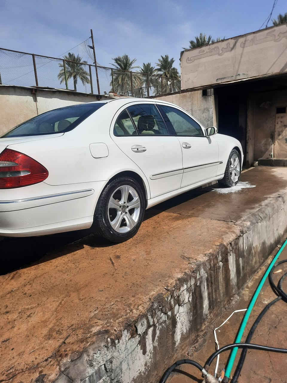 السلام عليكم اخوان من رخصت الادمن المحتر مرسدس ام عيون w211   مدل ٢٠٠٣  E 320 رقم بغداد يابان وصبغة اليابان.             ١ لون ابيض.                 ٢ بصمه عدد ثنين.                   ٣ محرك+ كير مكفولات.  ٤ تبريد قطعتين.           ٥كروز سرعه.                  ٦ كشنات جلد.                ٧ مرآت خارجيه + داخليه عاكسه.               ٨ تحكم ستيرا جيهتين.  ٩ شاشه كبيره.               ١٠ تجاوي الخلفيه كهرباء.                          ١١ حساس خلفي + امامي.                          ١٢ كامره خلفيه ٣٦٠.           ١٣ شاشة عطال.             ١٤ كشن امامي كهرباء.        ١٥ لايت زنون بلادي.        ١٦ بردات  ٣  وحده عاطله.                          ١٧ سلايت ٣ طكه.           ١٨ سستم صوت.            ١٩ طخم تاير جديد.         ٢٠ هزه وفحص.               ٢١ صدر امامي وخلفي    ٢٢ فقط جاملغ الأيمن والايسر بالخشم شبر الداخل سليم                ٢٣ الداخل بيجي.            ٢٤ كهربائيات كلهه شغاله   ماعدى البرده والكلوب البطن ميشتغل بس الامامي شغال.                 ٢٥ السياره ماشيه ١٧٣ قابل للزيادة.                   ٢٦ سرويس كامل للمكينه مجاول بلكات اصليه دهن مكينه دهن كير  مكينه الماني  دسك امامي.   خلفي           ٢٧ مكان السياره كوفه    ٢٨ السعر  -  ١٢٠ يعني  دفتر و ٢٠ ورقه وبيهه مجال قليل السياره كامله وحلوه واني في خدمت الجميع


**إذا كنت صاحب هذا الإعلان وتريد حذفه لأي سبب، رجاءا أرسل رسالة إلى الدعم الفني**
