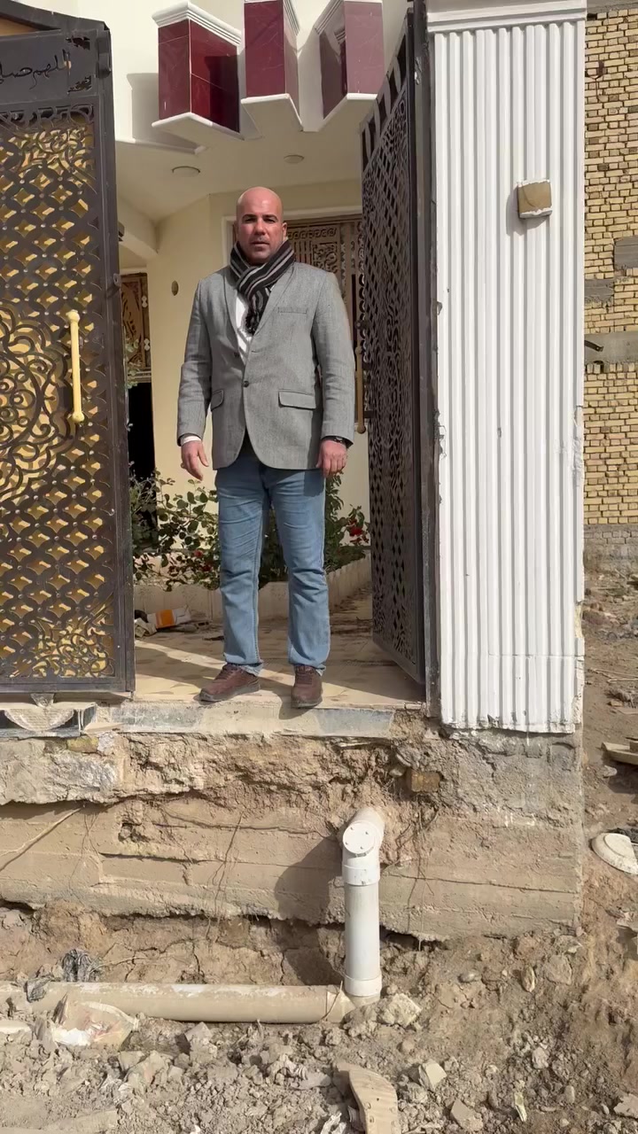 بيت البيع وره البدعه يم موالدت عمار 
سعر. 142مليون 
***********
