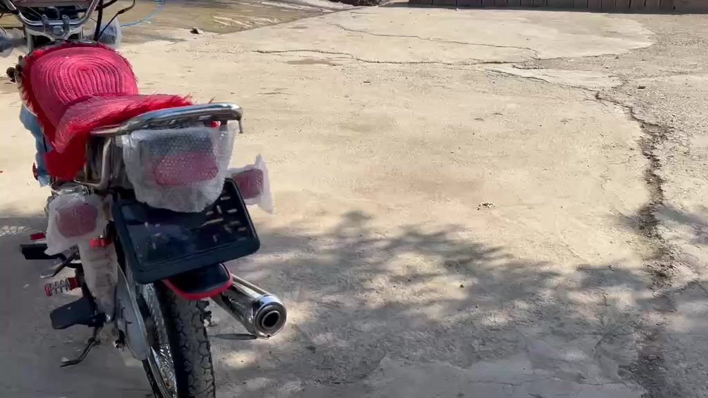 للبيع نامي برو محسن  شرط  محرك كهربائيا ت   كيجات كوله شغال والكتروني  وموديل 21  منفيس وكومرك  صفحة كليج جديد مبدل  وكابليتر  جديد كله كامله  على اخر حباية    الشراي يتصل *********** او خاص يراسل
