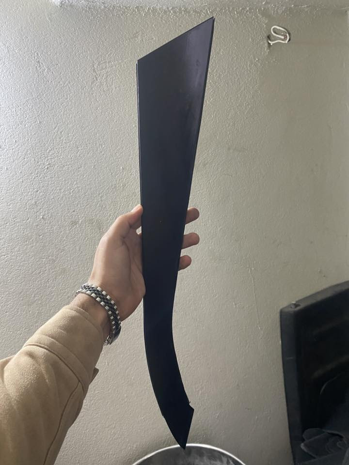 سلاو ئه م ئه شيانه هه ركه س ويستى نامه بنيرئ.      ***********
