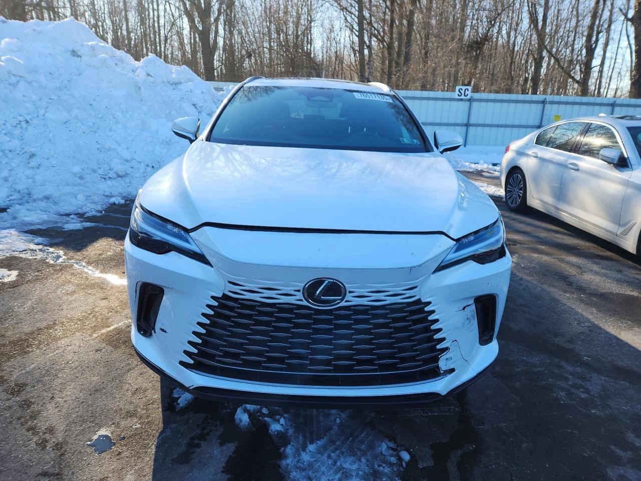 🚨 تنويه مهم
هذه السيارة معروضة في المزاد الأمريكي 🇺🇸
والمزايدة والشراء تتم عن طريق مكتب الباخرة للمزادات 🇮🇶

───────────────
🚗 (هايبرد) نوع السيارة:2025 LEXUS RX 350H BASE
📅 تاريخ المزاد:الثلاثاء 03-03-2026
💰 السعر: يتحدد داخل المزاد
📊 الممشى:4036 ميل فعلي
🛠️ المحرك: 4 سلندر / 2.5 لتر
───────────────

🔥 مجاناً مجاناً مجاناً
📄 تقرير كارفاكس مجاني بدون أي مقابل
───────────────

🚗 سحب السيارة خلال 24 ساعة من وقت التسديد
💸 حسابات مخفّضة وعمولات أقل من السوق
───────────────

🚢 الشحن متوفر من:
🇺🇸 🇨🇦 جميع الولايات الأمريكية والكندية
➡️ شحن مباشر إلى العراق
➡️ العقبة – جبل علي – ميرسين
───────────────

🛃 تخليص كمركي كامل من ميناء أم قصر
🏔️ تخليص كمركي إلى إقليم كردستان
🇯🇴 شحن مباشر إلى عمّان (العقبة)
🇹🇷 شحن إلى ميناء ميرسين – تركيا
───────────────

🏢 فروع الشركة:
📍 الفرع الأول: بغداد – السيدية – الإعلام
📍 الفرع الثاني: الإمارات العربية المتحدة – الشارقة – الصناعية 4
───────────────

👥 مجموعة البيع والشراء:
https://www.facebook.com/share/g/17pXXBgeeU/?mibextid=wwXIfr

───────────────

🎵 TikTok:
https://www.tiktok.com/@al_bakhera?t=8qGOLioZlVE&_r=1

───────────────

📞 للاستفسار والتواصل:
+9647739115599


**إذا كنت صاحب هذا الإعلان وتريد حذفه لأي سبب، رجاءا أرسل رسالة إلى الدعم الفني**