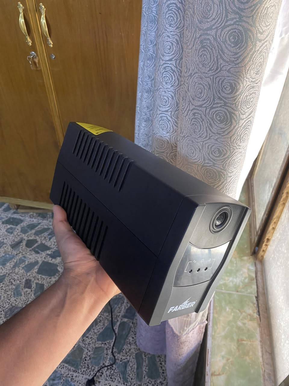 سلام عليكم
للبيع بلي فور سلم مهكر واحد تيرا 

مع يو بي اس مع قاعده شحن جويستك 

نضافه 95% مستخدم قليل 

جويستك عدد ٢

بي العاب 10 مصورهن

السعر350الف

***********
