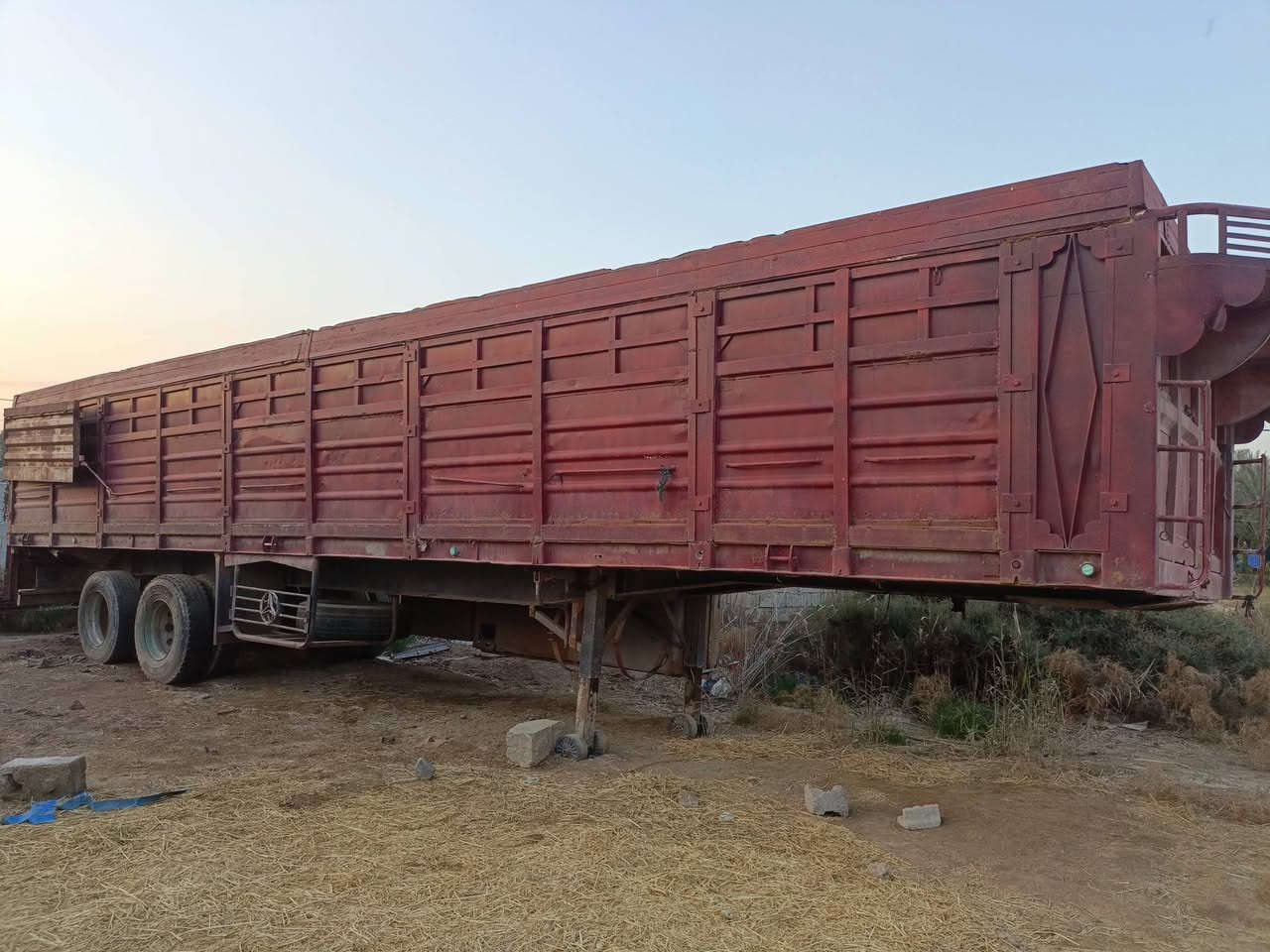 عربانه للبيع شاصي اوربي مكفول الطول 12.50 عنوان واسط الصويرة السعر 45 بيها مجال 
***********
