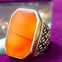 البيع واتساب ابو عبدالله للاحجار الكريمة الاصلية المضمونه ٠٧٧٠٢٩٤٧٤٢٩