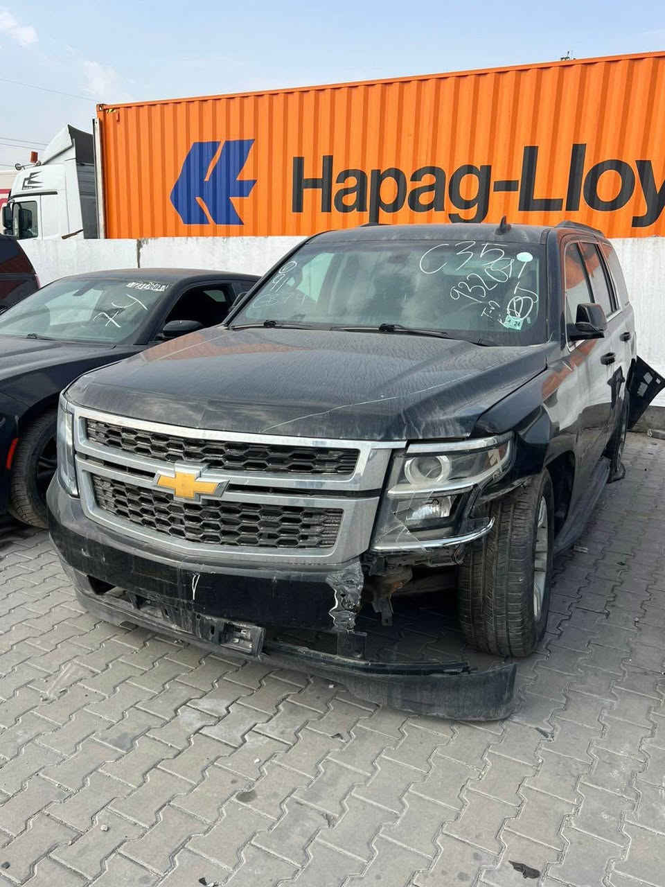 تاهو 19LT ضربتهه موضحه بالصور السياره تدخل ( كتاب ضبــــاط فقط) غير الضباط ماتدخل .السياره واصله بالميناء مال بصره  
***********
تم تنزيل السعر لان مستعجل ع بيعته 120 البصرة, العراق
