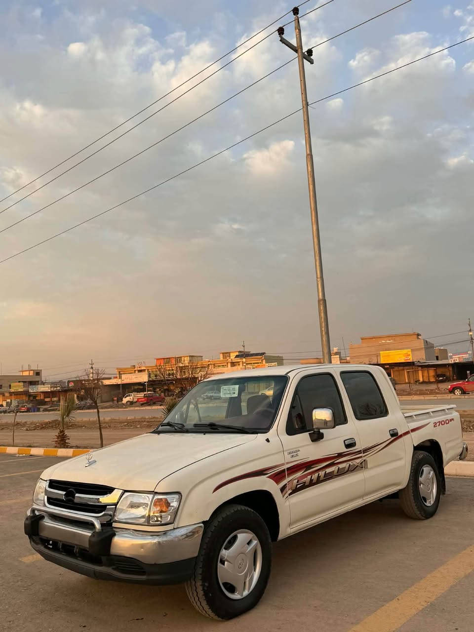 بيكاب أرنه ب موديل ٢٠٠٣ مه كينه به خ داخل سور  ده بل جه كمه جة بي ده عم ليدان بيش و باش كةبسه سه قف و عيزام به شرته كيرو مه كينه به شرته مه كينه نه كرايته وه هه ر ٤ تايه جديده سياره جاهيزه ره قه م جنوبه اوليات كيشه ي مه ده ني به شرته سحر٦٧ وه رقه مجال 
*********** أربيل, العراق
