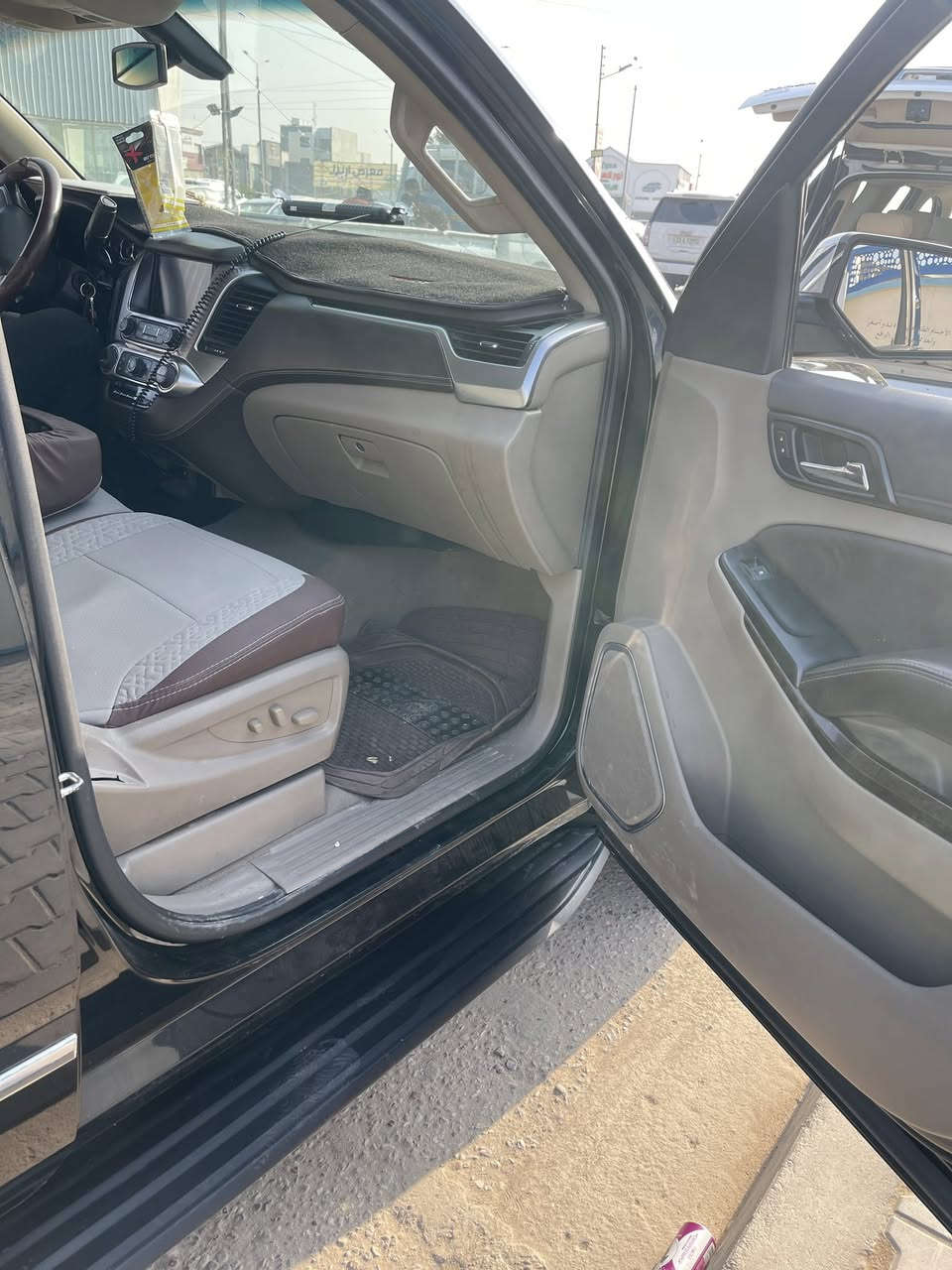 سلام عليكم ورحمة الله تاهو 2019خليج  كفاله ما عده طاخه يم سايق  يم الحزام خفيفه شوف العين  سياره حلوه  تعال وشوف كير ومكينه كفاله  ماشيه 150الف سياره معروضه 355$وبيها مجال حك الجيه مكاني بصره زبير    في ما متواجد على
***********
