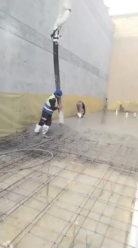 سلام عليكم متوفر نجاره وتسليح و تفليش وترميم 
شغل نضيف / العمل داخل بغداد 
للاستفسار الاتصال على هذا الرقم 
*********** /
او الواتس اب متوفر
