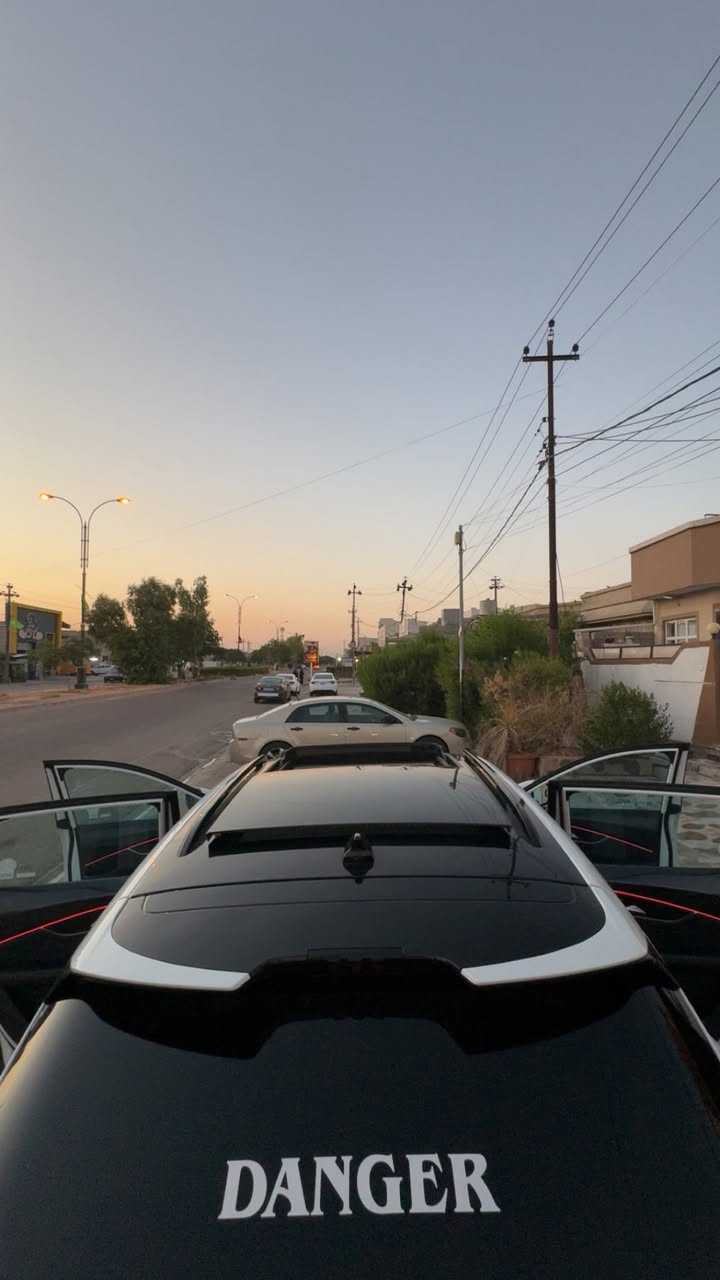 بورش الصيني : دونك فينك 2023 T5 EVO
السعر (155) وبي مجال 

السياره بوضع الشركه (كلين) مع ضمان 6 سنوات 

ماشيه 85 ألف قابله لزياذه 

بـ اسمنه 

رقم اربيل 

هزه و سنويه جديد 

شرط التحويل 

الموصفات 👇🏻

الأداء : 
1.5 تيربو 
دفع امامي 
القًوه الحصانيه 195 
ناقل حركه DCT7 دبل كلتش 
سعه الخزان 55 لتر 
العزم : 285 نيوتن 
كير ومكينه ياباني شرط 

خارجيه السياره : 
بصمه 
اضويه LED
باب خلفي كهربائي 
بانوراما 
ويل اسود طافي حجم 19
حساس اضويه 
حساس مطر 
أضويه نهاريه 

داخليه السياره : 

ثلاجه داخليه
شاشه مركزيه 10.25 إنش 
اضاءة داخليه متعدده الالوان 
تحكم ستيرن 
مثبت السرعه 
كراسي مدفأة (سائق و مرفق)
كراسي جلد كهربائية 
3 انظمه قيادة (اقتصادي . سبورت . اعتيادي)
مكيف امامي منفصل وموزع خلفي 

وباقي المواصفات موجوده بصوره 

مكان السياره كركوك 
للـ استفسار (***********)
