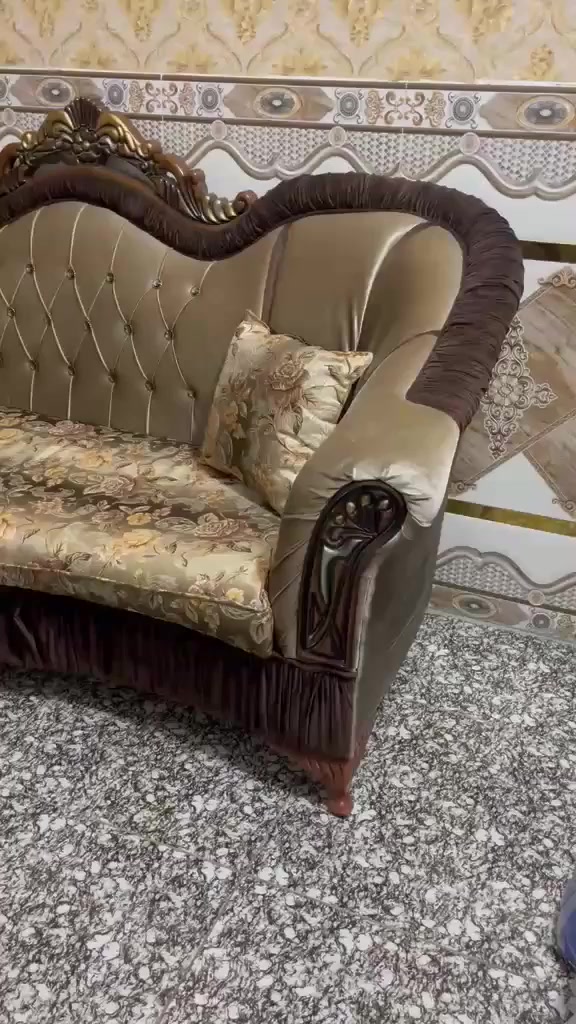 تخم عشره مقاعد للبيع نضيف بدون اي ضرر المكان الحسينيه الي يشتري خاص


**إذا كنت صاحب هذا الإعلان وتريد حذفه لأي سبب، رجاءا أرسل رسالة إلى الدعم الفني**