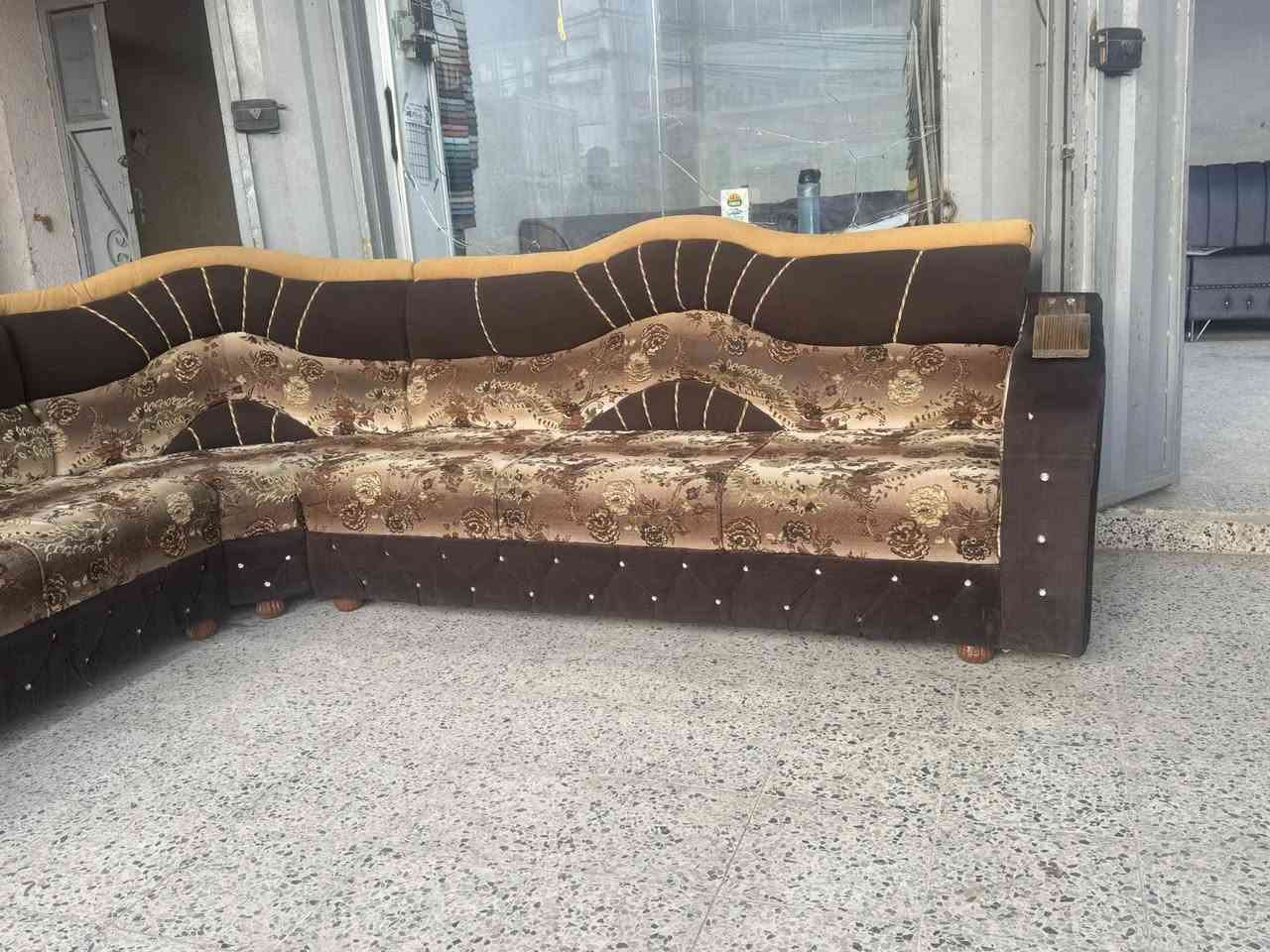 عررررررض ناااااار فقط ٢٥٠ 
ديوان عراقي فصال عشتار مستعمل ٩ أمتار ٥ قطع يرهم ع كل القياسات القماش والإسفنج بحاله جيده والخشب شرط عراقي ثقيل كلووو بلوك واللون كلش حلوووو
مستعدون لشراء كافه الأثاث المستعمل ومعارضه المستعمل بالجديد 
معرض المثالي القادسيه الثانيه مقابل ملعب الامواج 
***********
