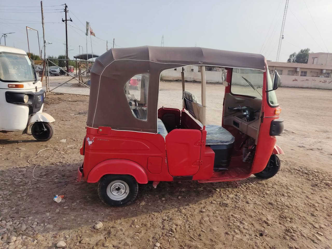 السلام عليكم تكتك لبيع رقم ذي قار شهر الثامن دراجع جديده بس شبره ضربه بل لقد المكان  قلعه السكر رقمي ***********     السعر 8200 وبيهه مجال لشراي
