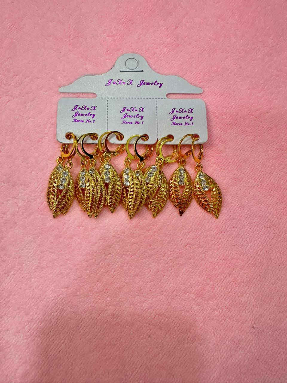 السلام عليكم اشكال وموديلات تراجي سعر الزوج على الف دينار
يوجد توصيل داخل سبع البور سعر التوصيل الف
رقم/*********** او خاص
